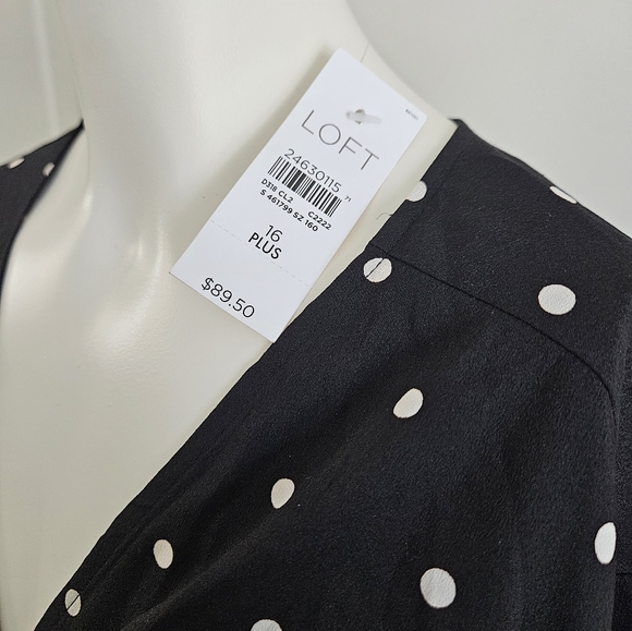 Loft Black dot wrap dress - Picture 3 of 3